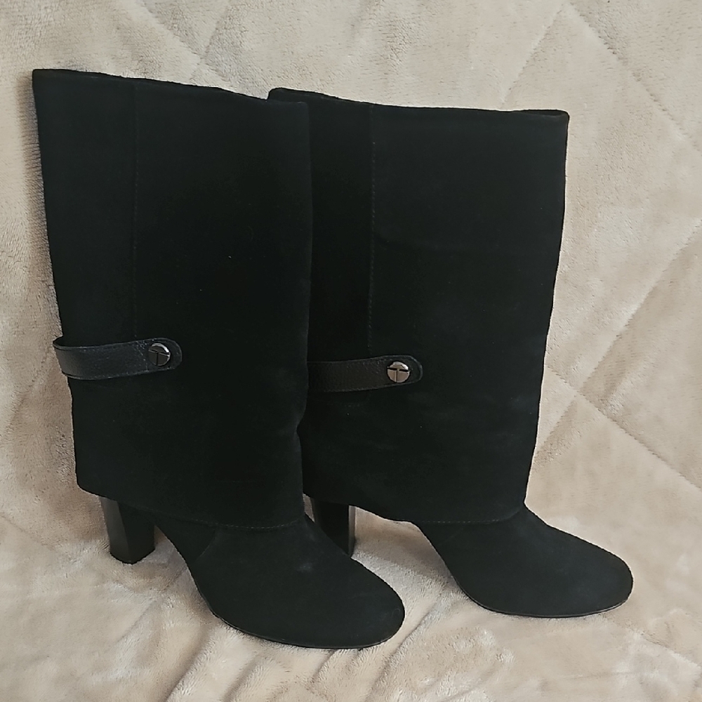 Tahari Elegant Black Heeled Boots